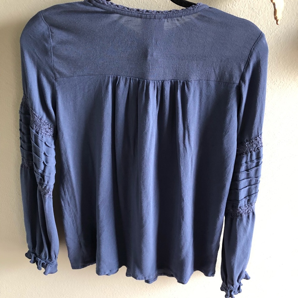 Blouse - Picture 3 of 4